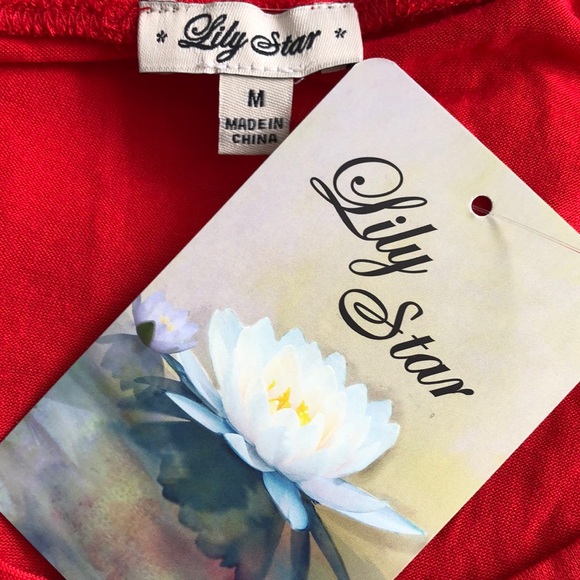 NWT✨Lily Star Red Short Sleeve Ruffle Shoulder Top - Picture 3 of 4